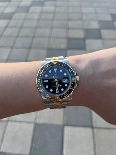 Superclone Rolex GMT-Master II Black Dial “Zombie??126713GRNR photo review