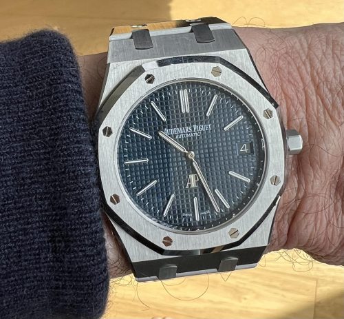 Audemars Piguet Royal Oak “Jumbo” Extra-Thin 15202ST.OO.1240ST.01 “Jumbo” Collector’s Replica photo review